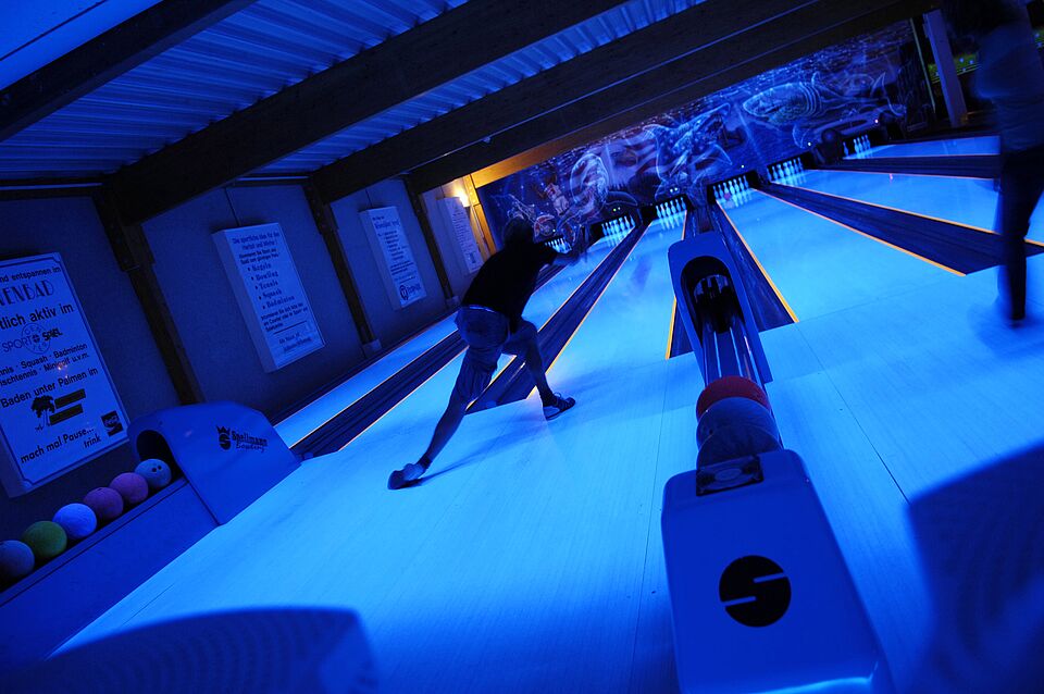 Moonlight Bowling am Weissenhäuser Strand